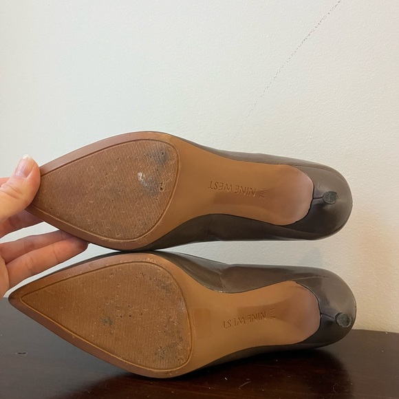 Nine West neutral 2in heels business casual formal size 7.5 - Picture 8 of 8